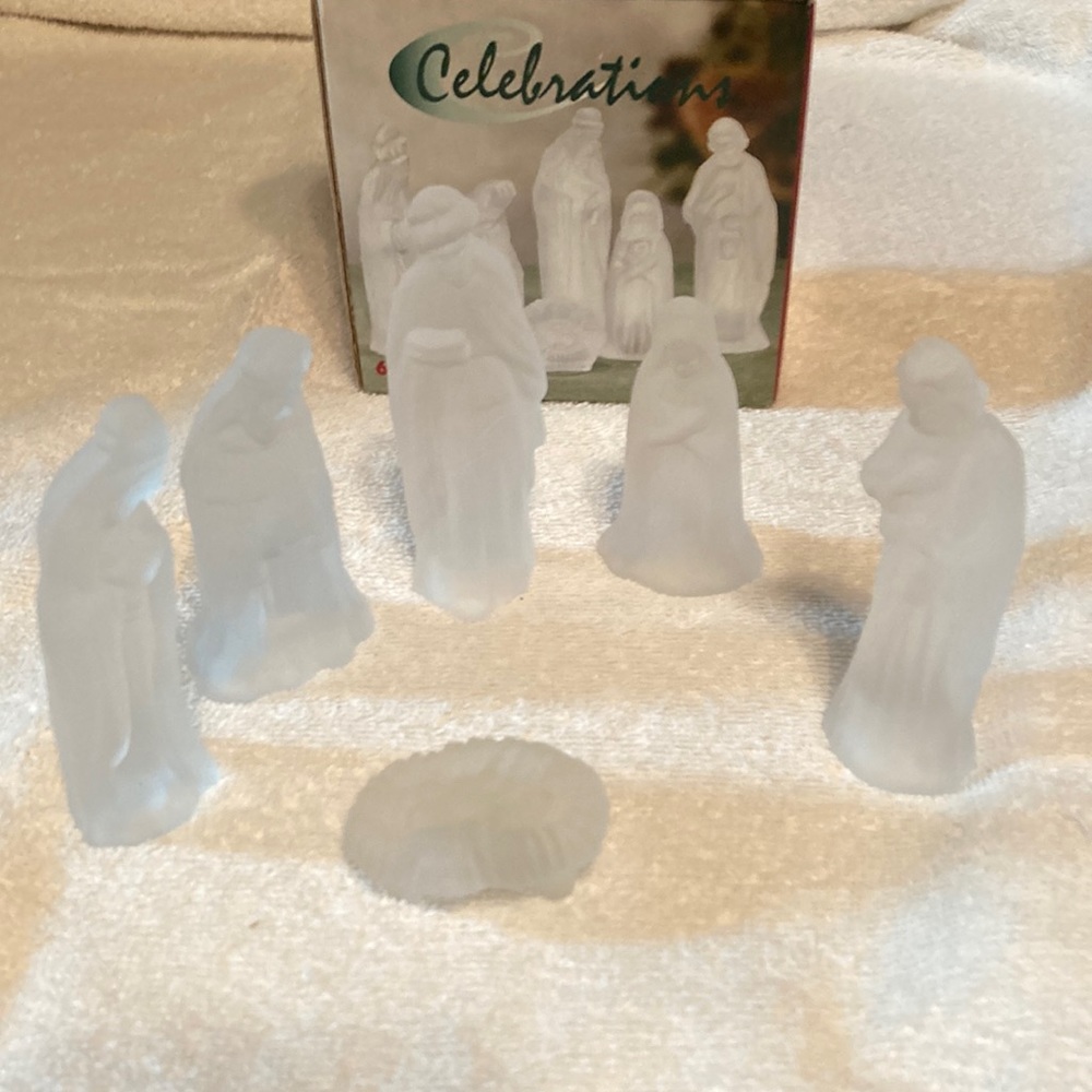 6 piece Frosted Nativity Set  Celebrations Chrystal Glass